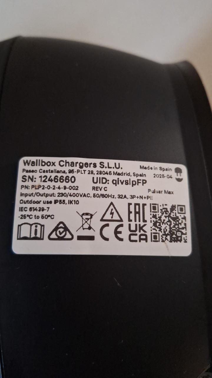 Wallbox Pulsar Max laadpaal + Power Boost 3-fase loadbalancer