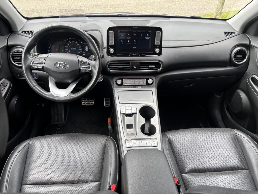 Hyundai Kona ev premium 64 kwh soh 95%