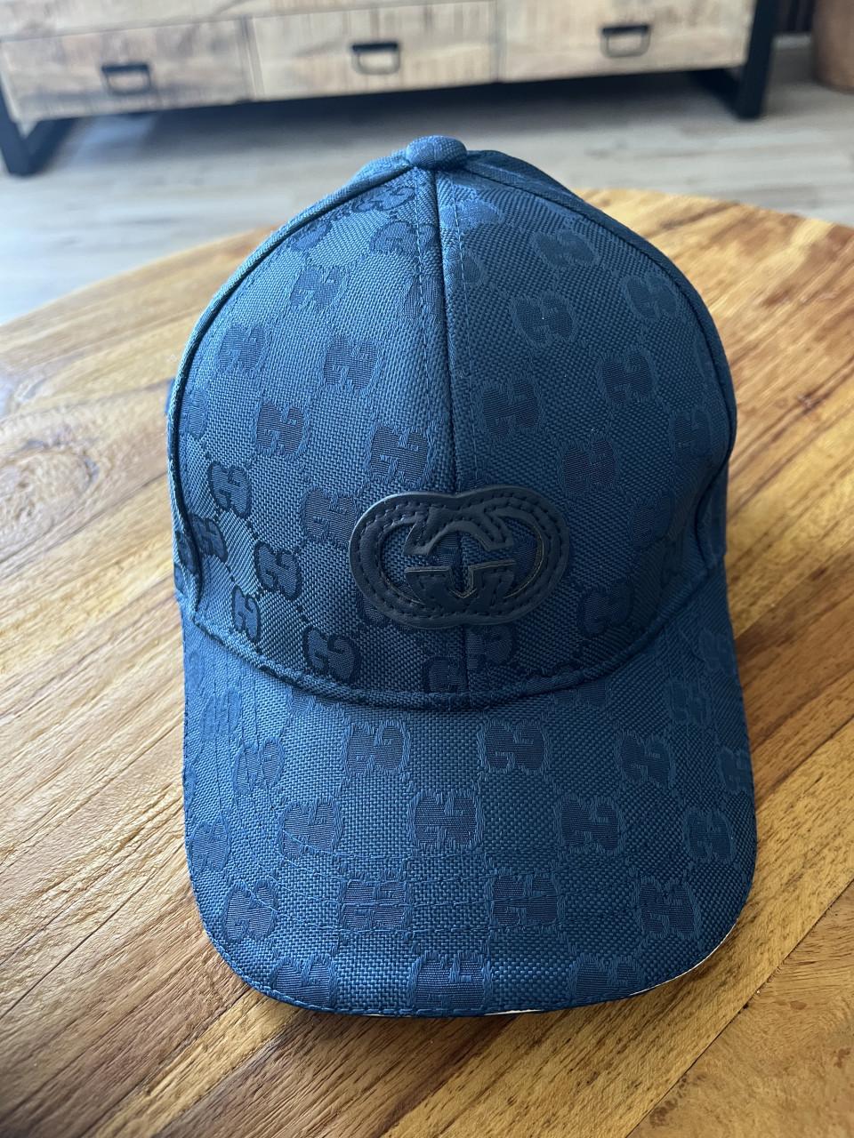 Designer petten