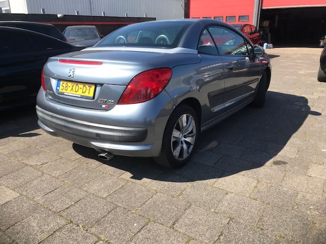 Peugeot 207 CC 2007