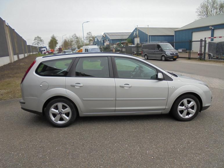 Ford Focus Wagon1.8-16V/Ambiente Flexifuel/Airco/Cruise control/Elek.pakket