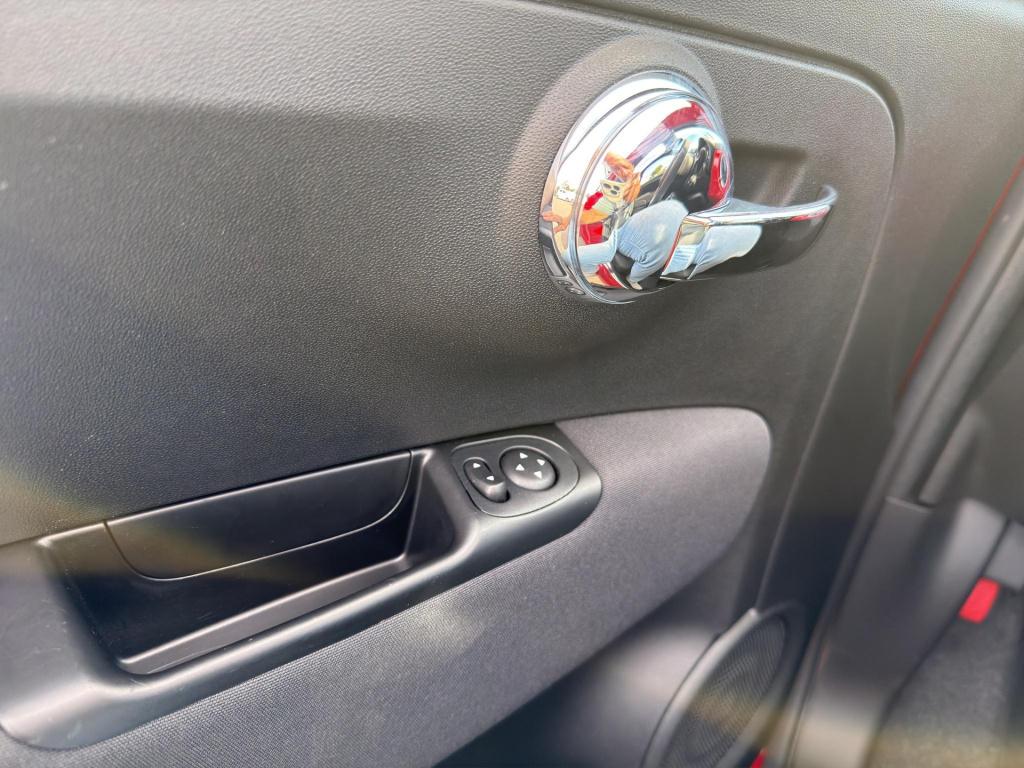 Fiat 500 C 1.0 hybrid | airco (autom) | navi | cruise c | 16 "| bluetooth |