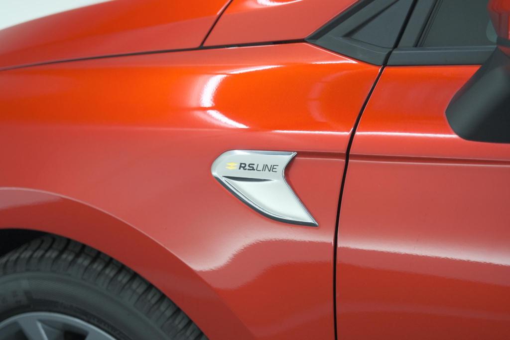 Renault Clio tce 100 zen | r.s. line pack | allseason banden | apple carpla