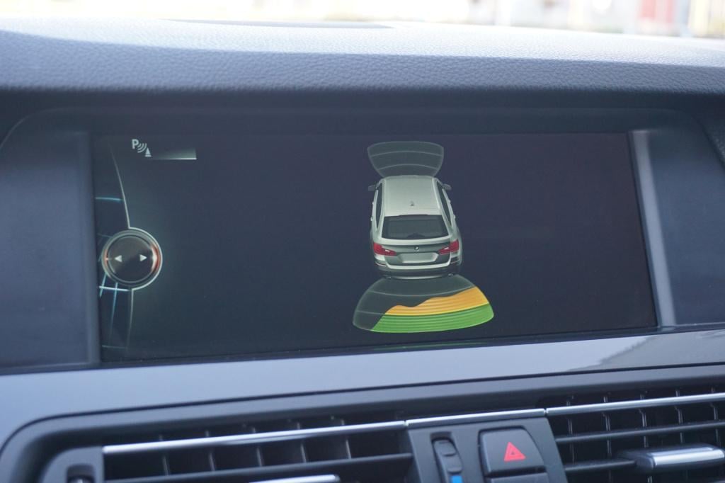 BMW 5 Serie touring 520i high executive automaat - climate / navi / cruise 