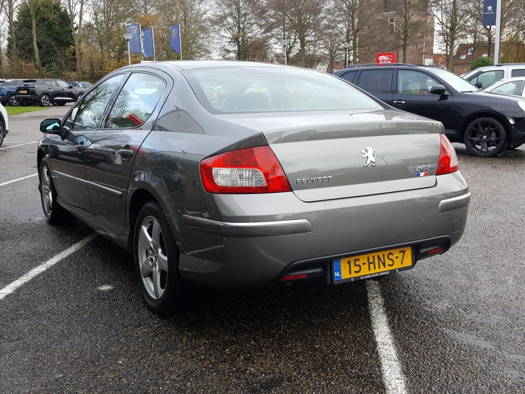 Peugeot 407 st 2.0i-16v 140pk trekhaak afneembaar | navigatie | cruise & cl