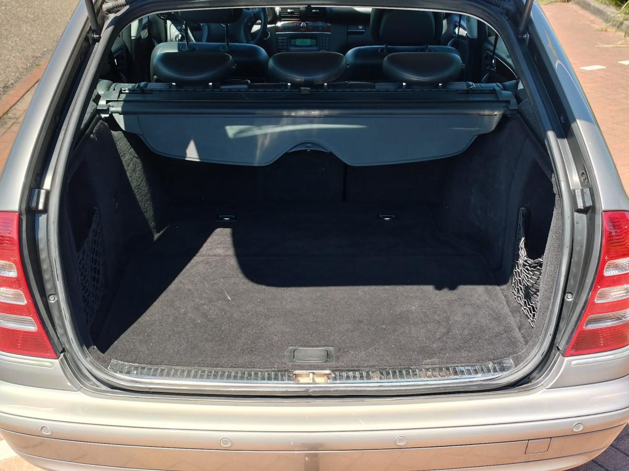 Mercedes C200K elegance 2005