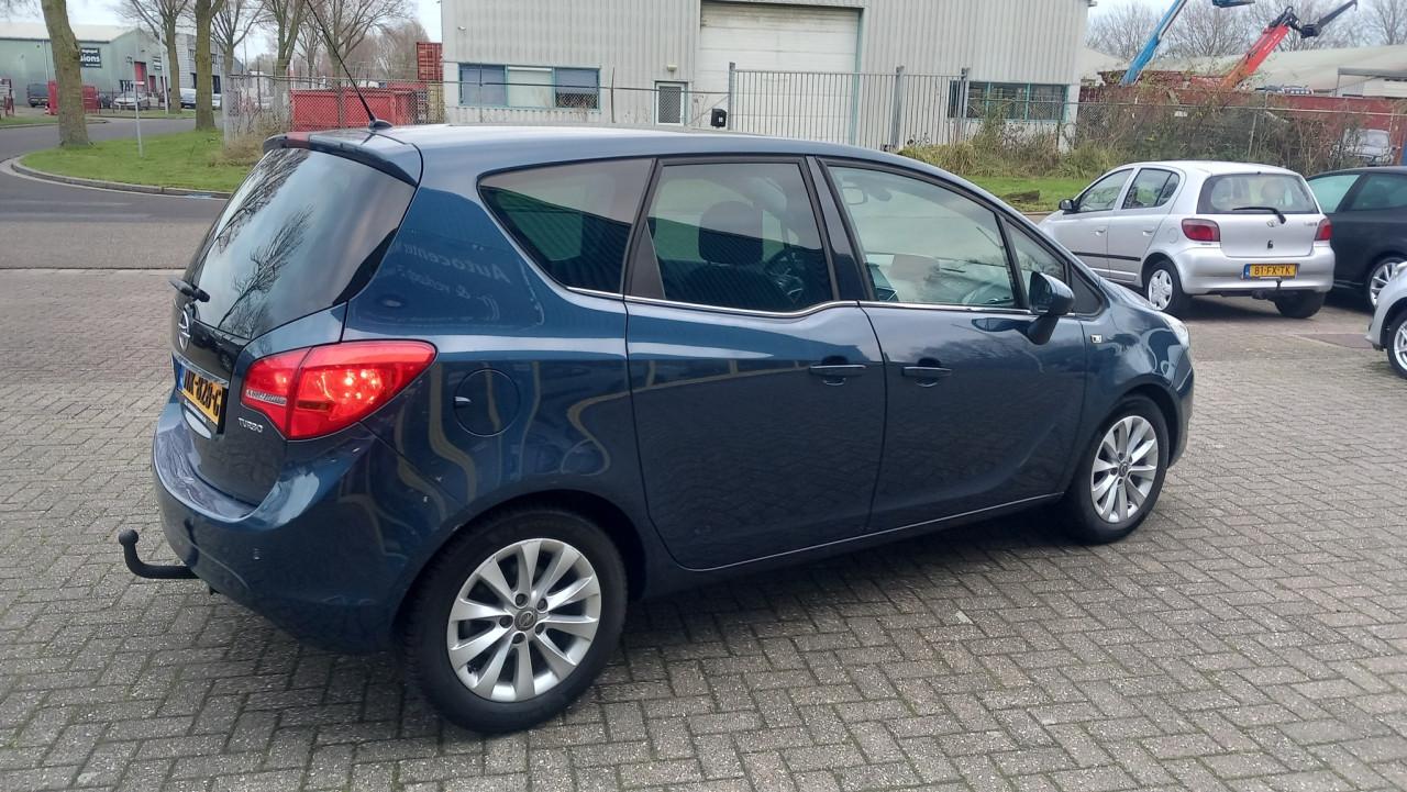 Opel Meriva 1.4 Turbo Cosmo MPV bj:2015 airco navigatie