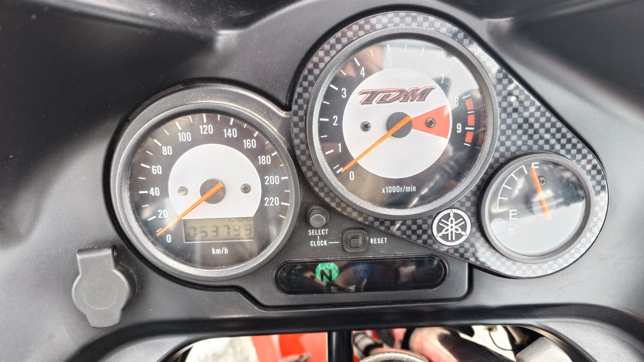 Te koop Yamaha TDM 850 (4tx) 2000 HyperPro
