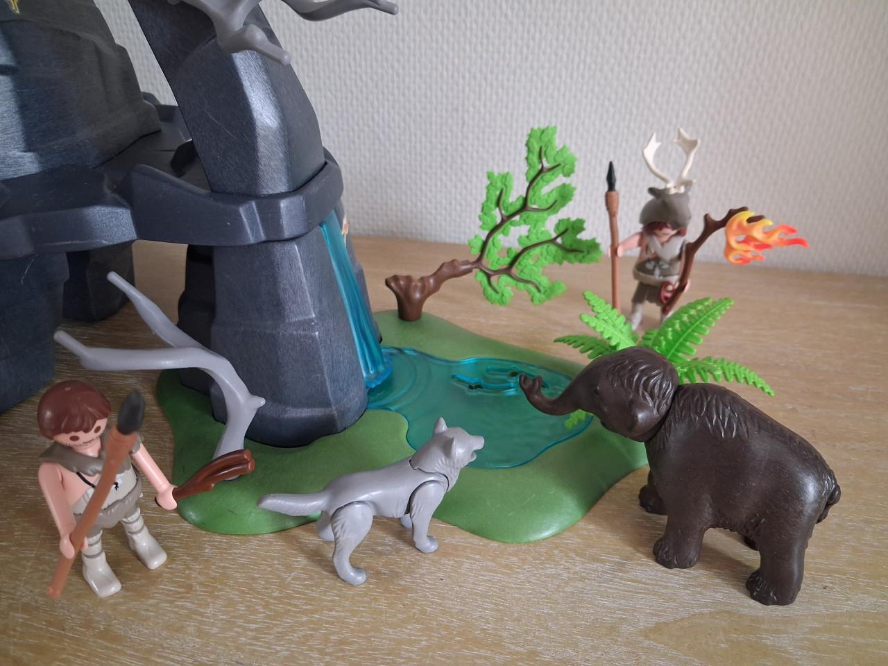 Playmobil grotbewoners met speren, dierenhuid vuur dieren set 5100