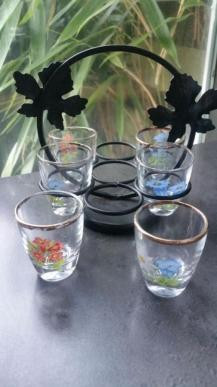Prachtig leuk vintage shotglazen borrelset Oostenrijk in prima staat.....