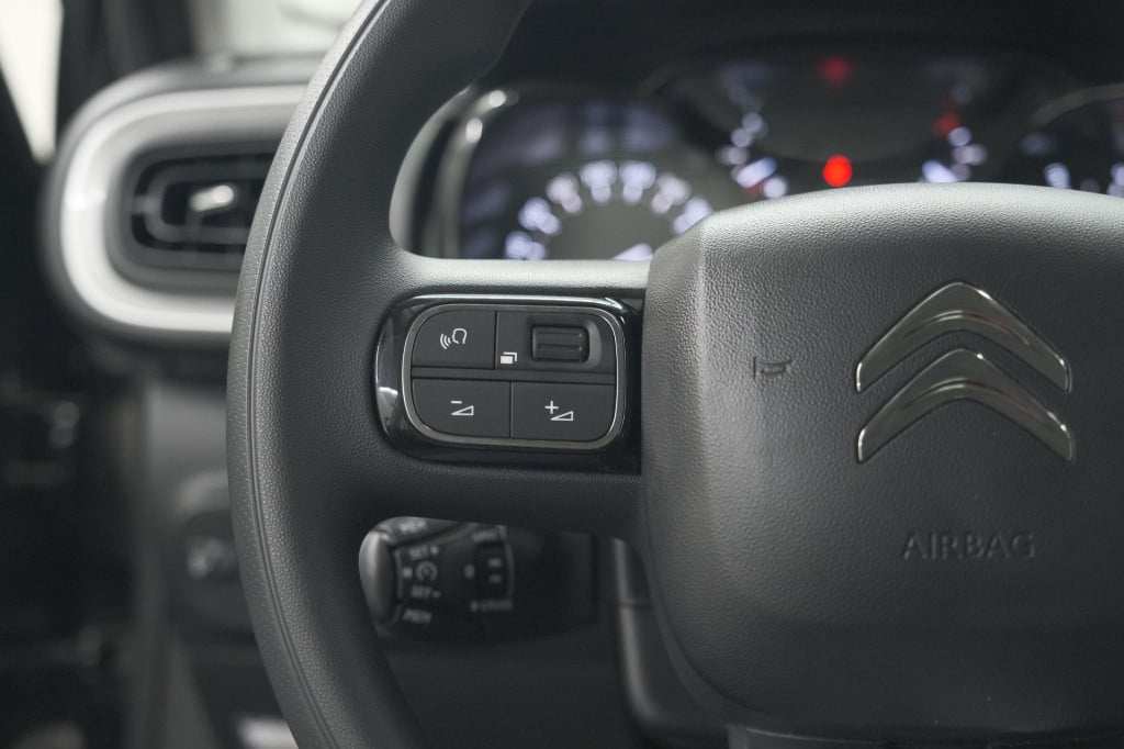 Citroen C3 puretech 82 plus | parkeersensoren | navigatie | apple carplay