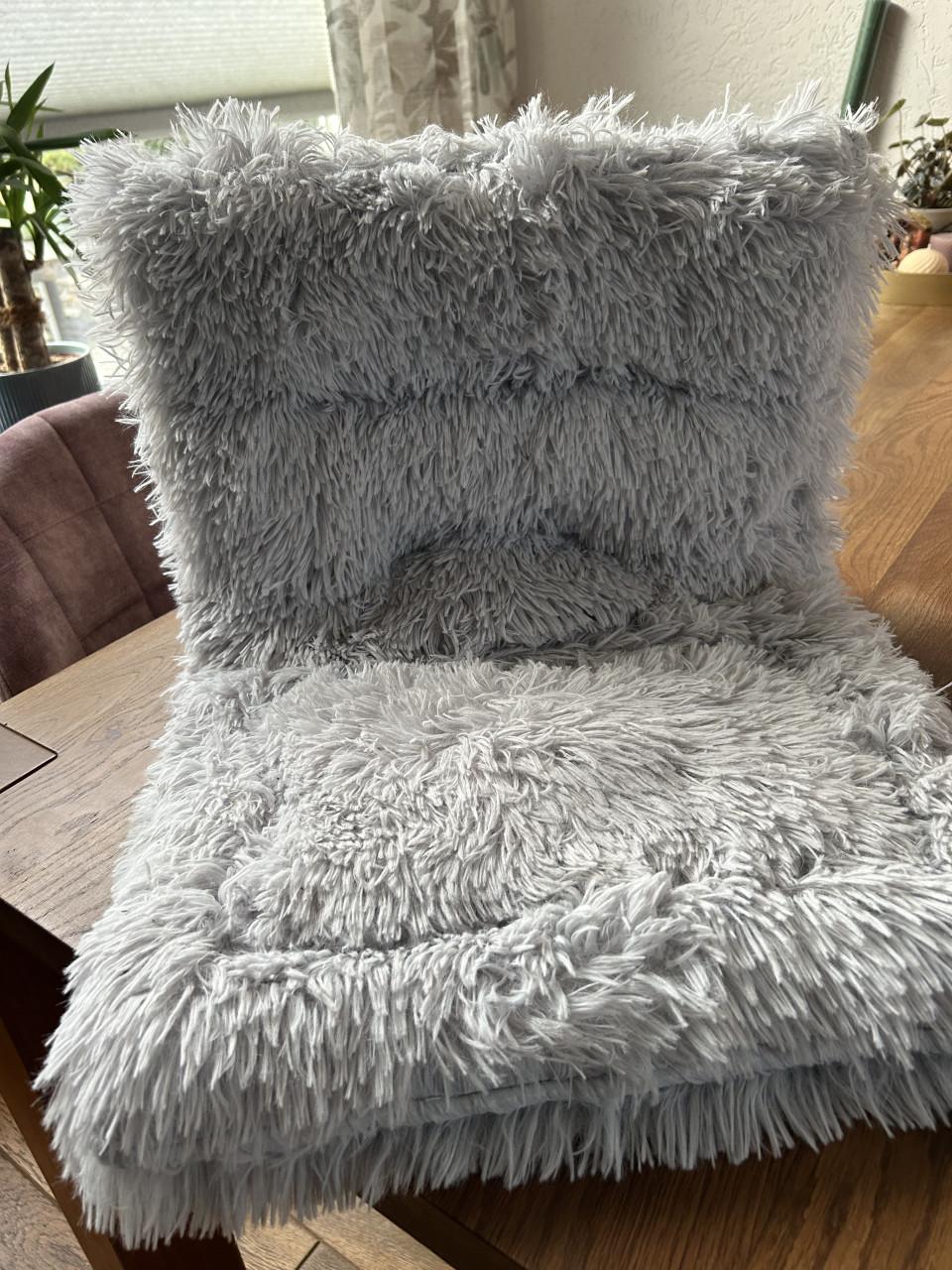 Poezen mand voor aan verwarming