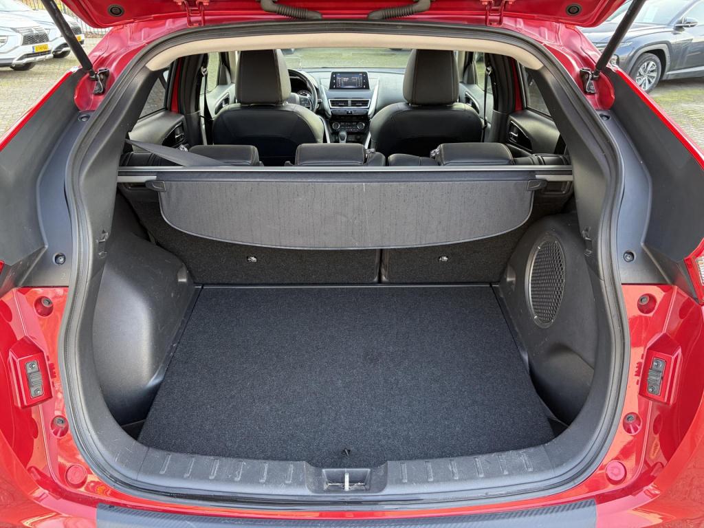 Mitsubishi Eclipse Cross 1.5 di-t instyle meest luxe uitvoering incl. trekh