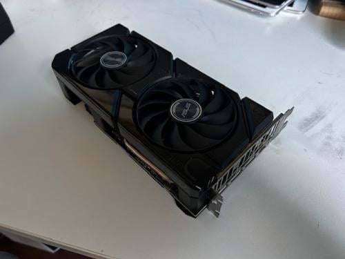 ASUS Dual GeForce RTX™ 4060 Ti