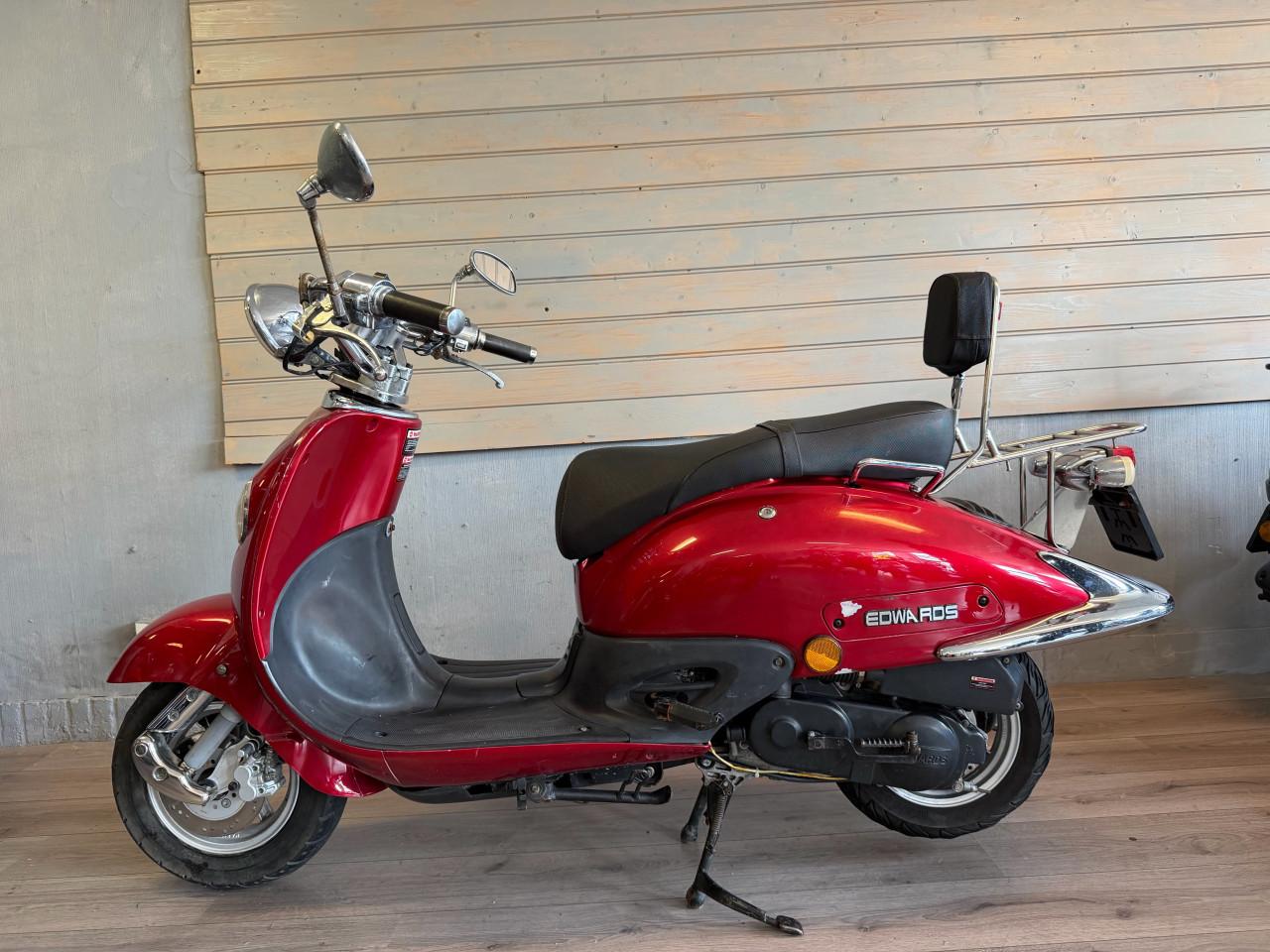 Retro scooter