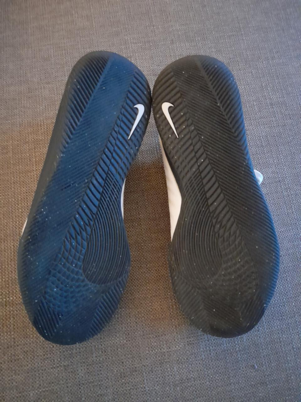 NIKE Phantom GX 2 Club kinder zaalschoenen wit