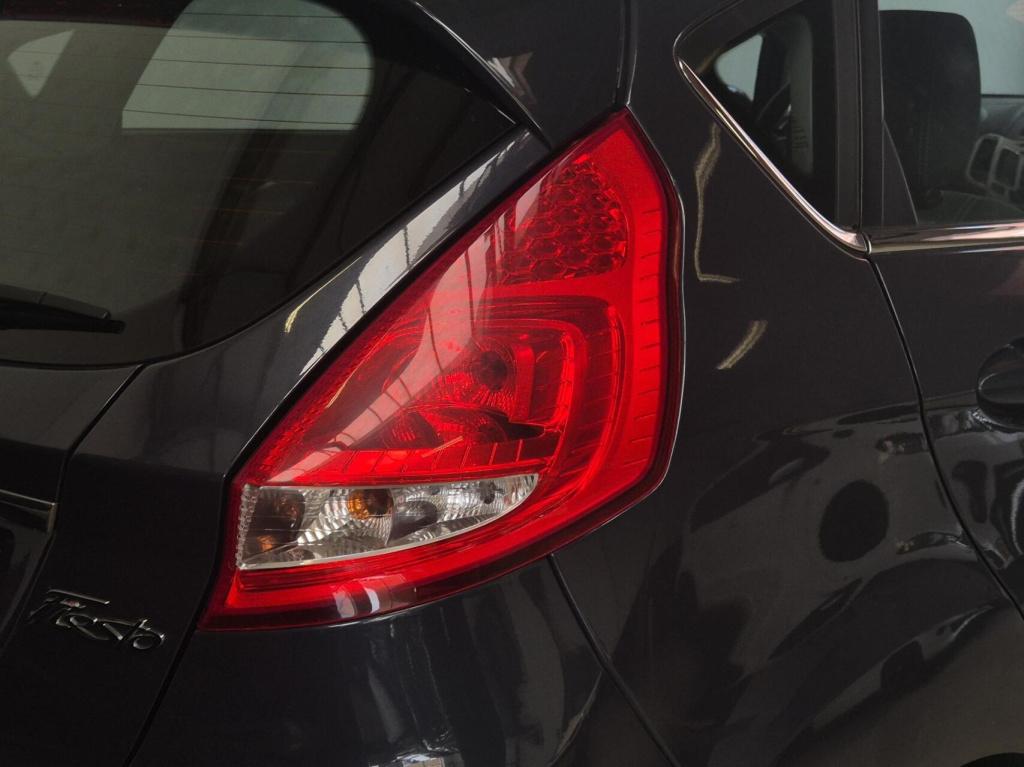 Ford Fiesta 1.25 titanium / nieuwe distriebutieriem 1e eigenaar / stoelverw