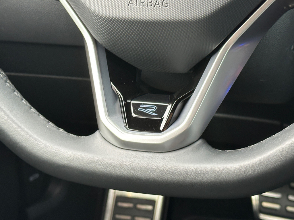 Volkswagen T-roc 1.5 tsi 150pk dsg r-line | camera | keyless | elek. achter