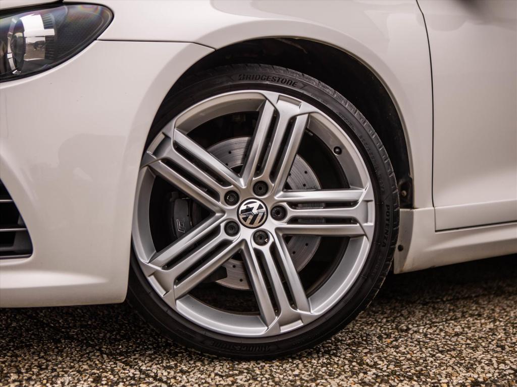 Volkswagen Scirocco 2.0 tsi 265 pk r | kuipstoel | dyna-audio | panoramadak