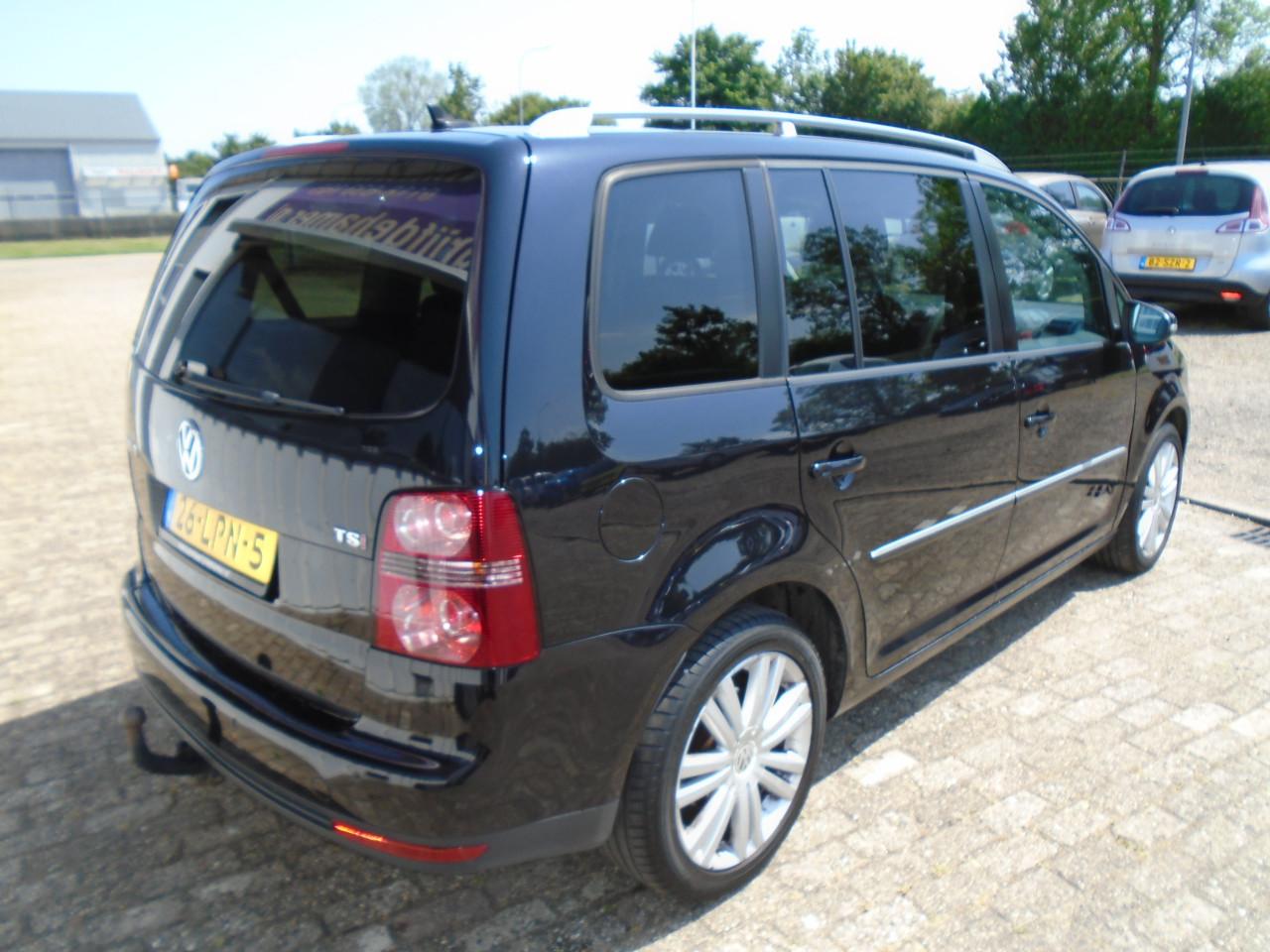 VW Touran TSi  7 Persoons