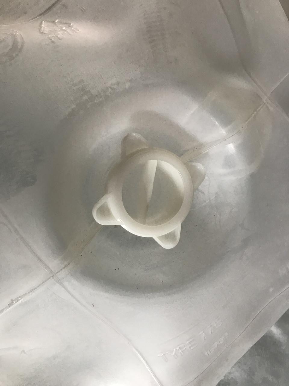 Rode grote opblaasbare poef