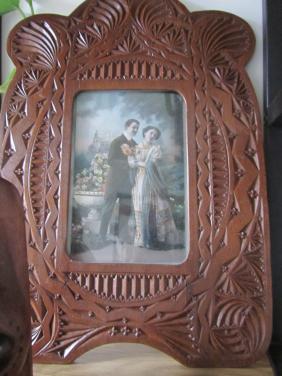 Houtsnij werk,,fotolijstje