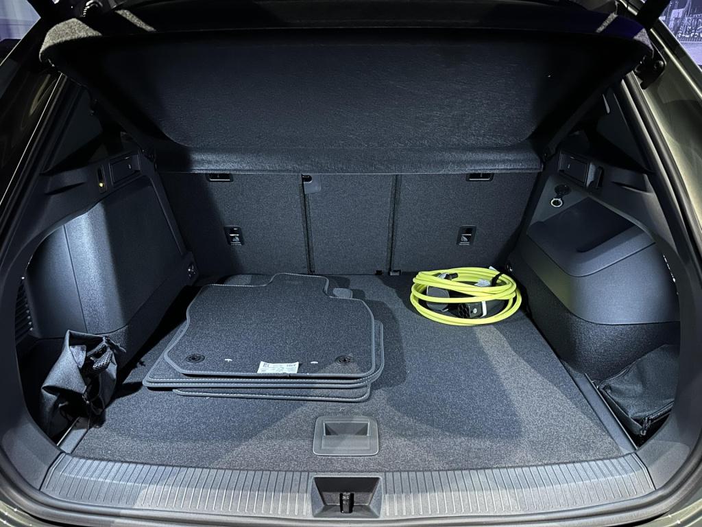 Volkswagen Tiguan 1.5 ehybrid r-line edition *leder*memory*blackstyle*trekh