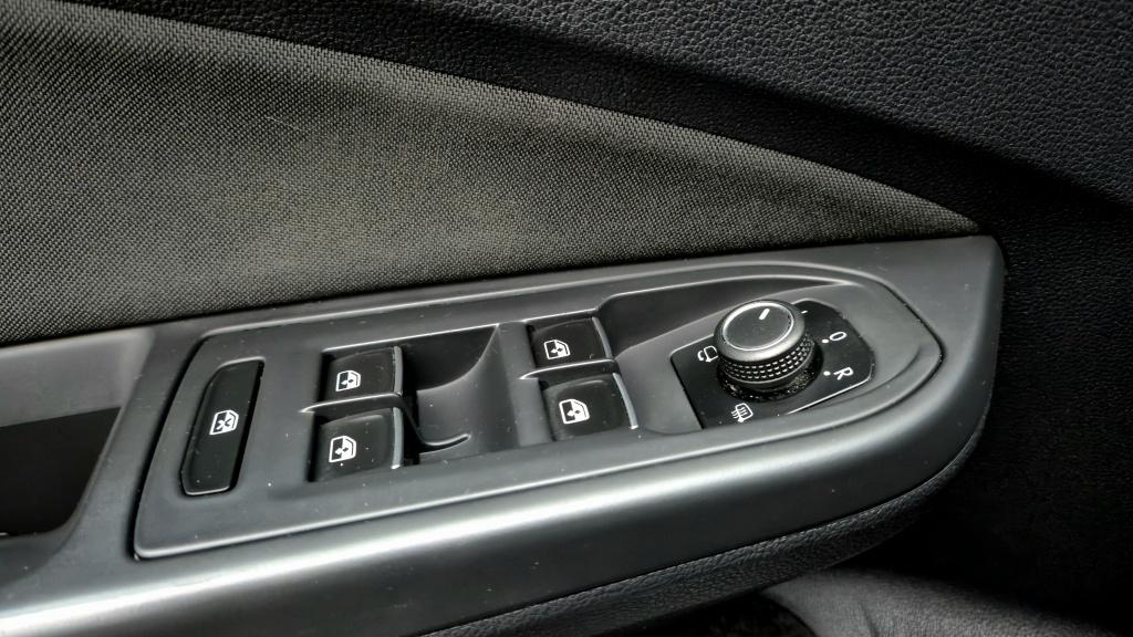 Volkswagen Golf 1.0 etsi life | hybride | keyless | led | automaat | clima 