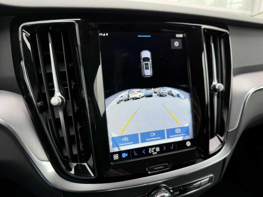 Volvo V60 b3 aut7 163pk essential ed| adap.cruise| camera| stoel.verw