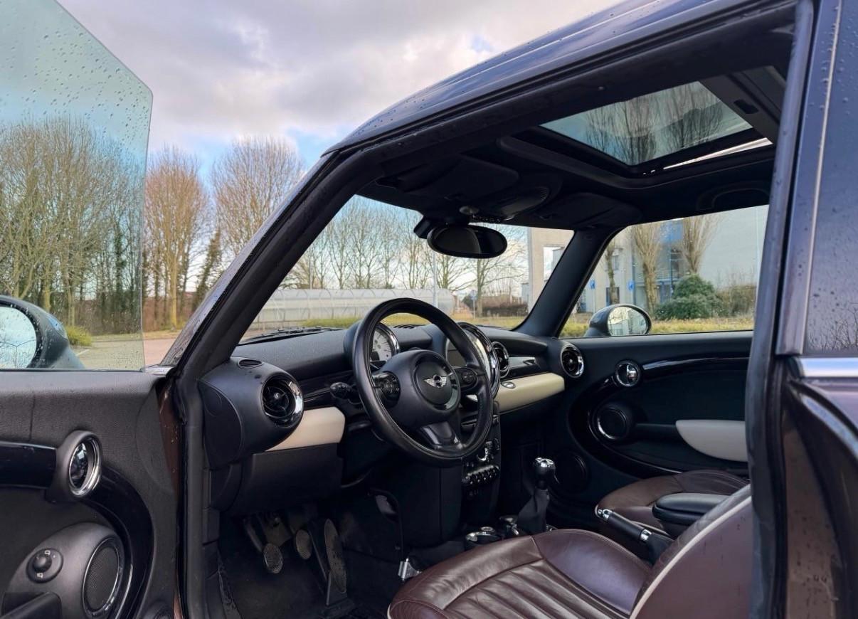 Mini Clubman 1.6 Chili |Volle jaar Apk | Airco | Pdc | Garantie | Top Staat