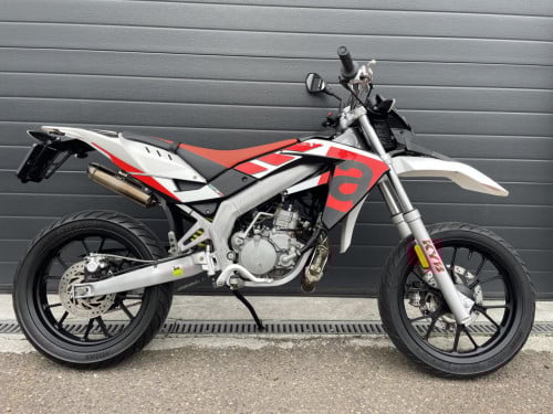 APRILIA SX 50 4230 KM SCHAKEL BROMMER