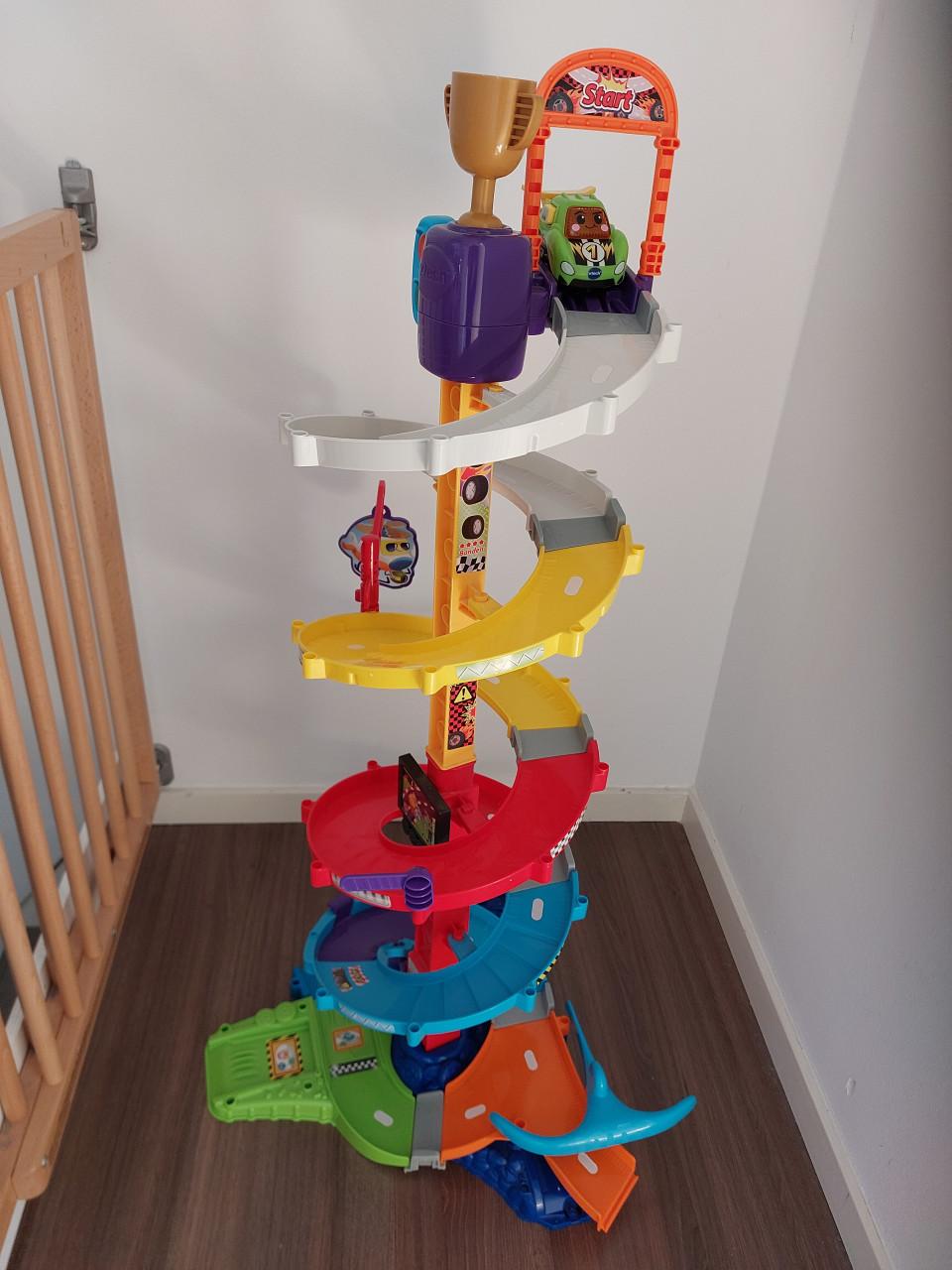 Vtech tornado stuntpark