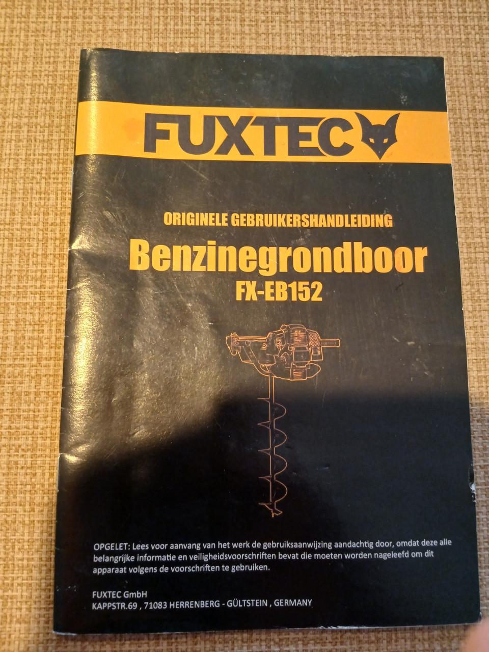 Benzine grondboor fxeb152