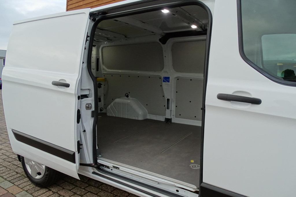 Ford Transit Custom 320 2.0 tdci l2h1 trend