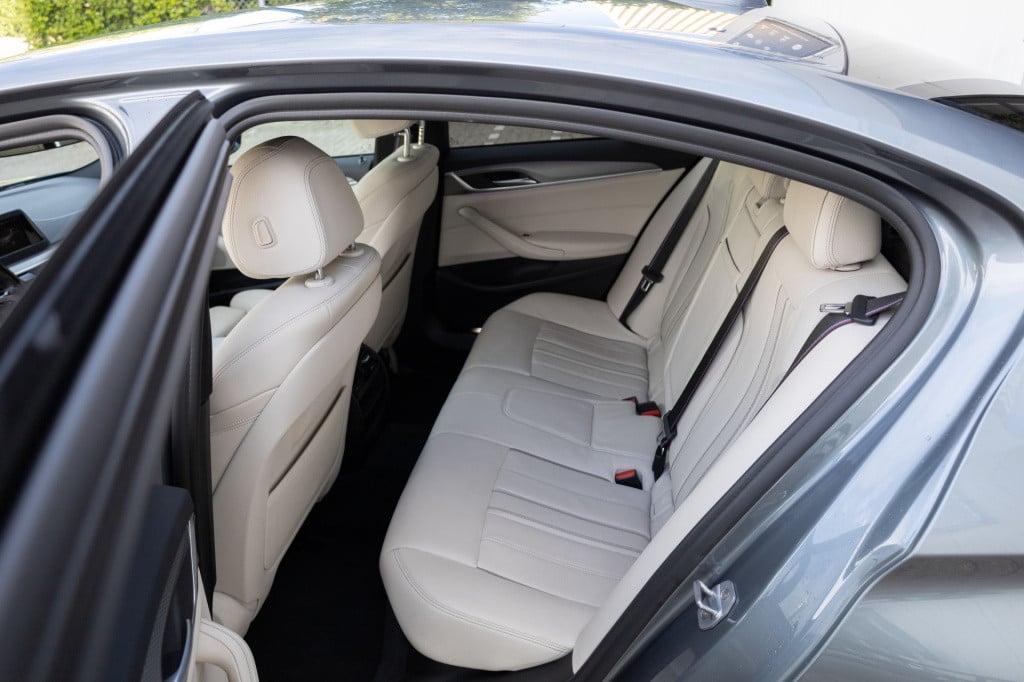 BMW 5 Serie 530e m sport ✅19inch✅cam✅leder✅i.z.g.st.