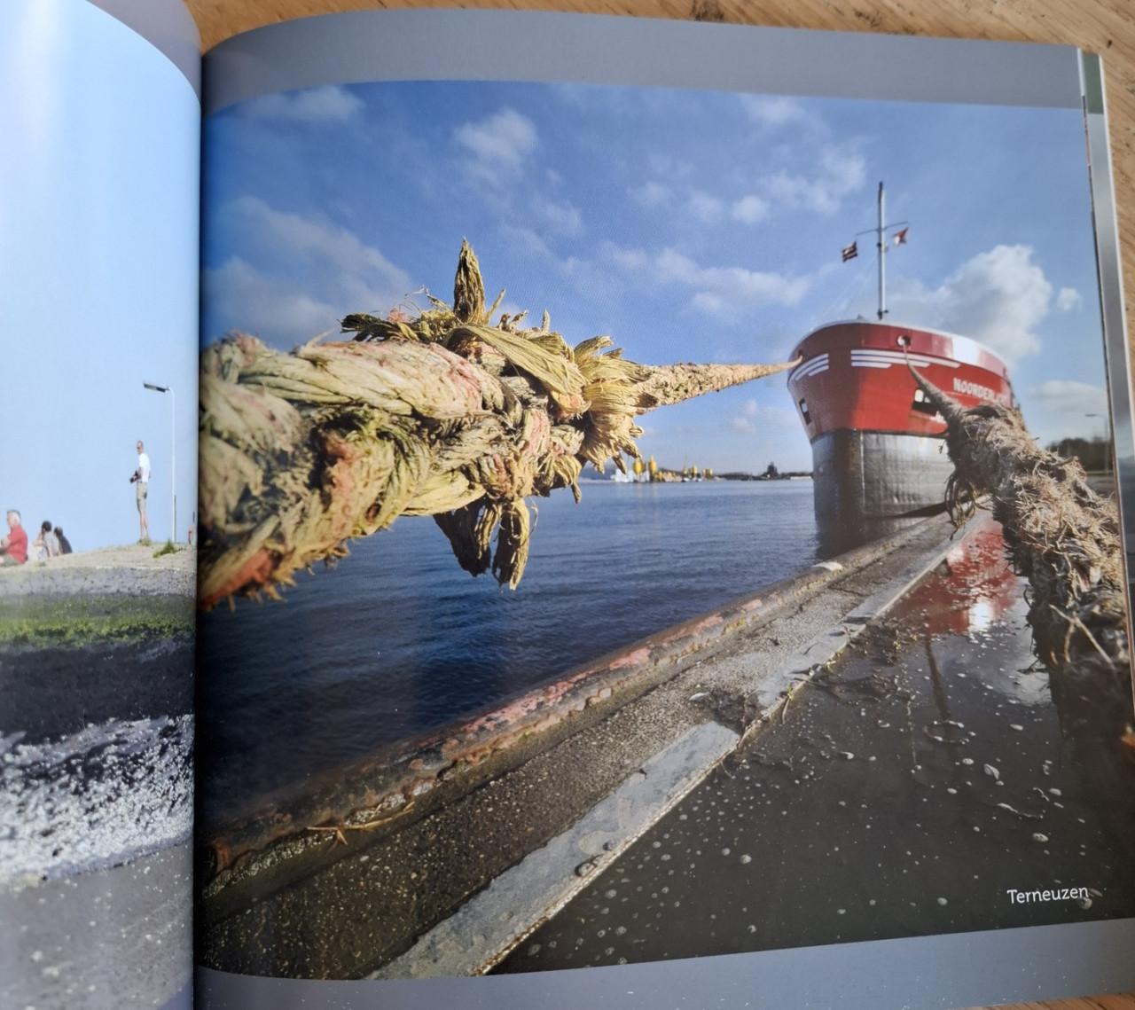 Zeeuws venster - Een mooie herinnering, door Chris Platteeuw.