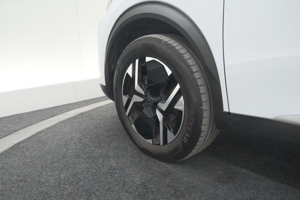 Peugeot 2008 puretech 130 eat8 gt | camera | apple carplay | parkeersensore