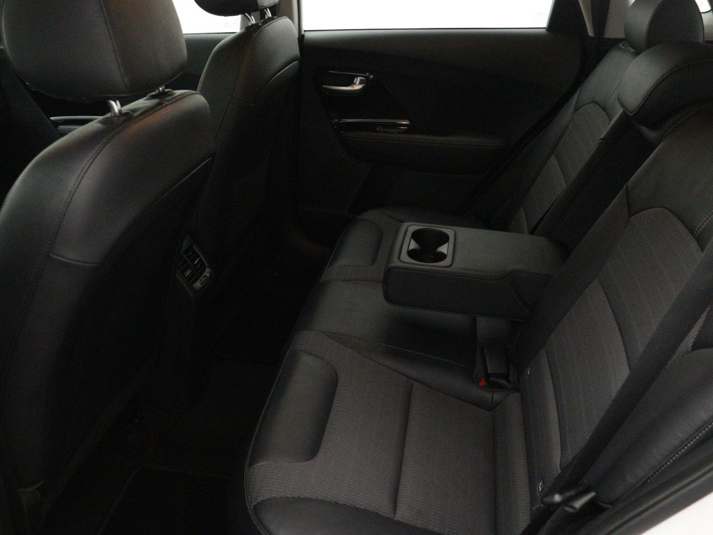 Kia Niro 1.6 gdi hybrid dynamicline | navigatie | achteruitrijcamera |