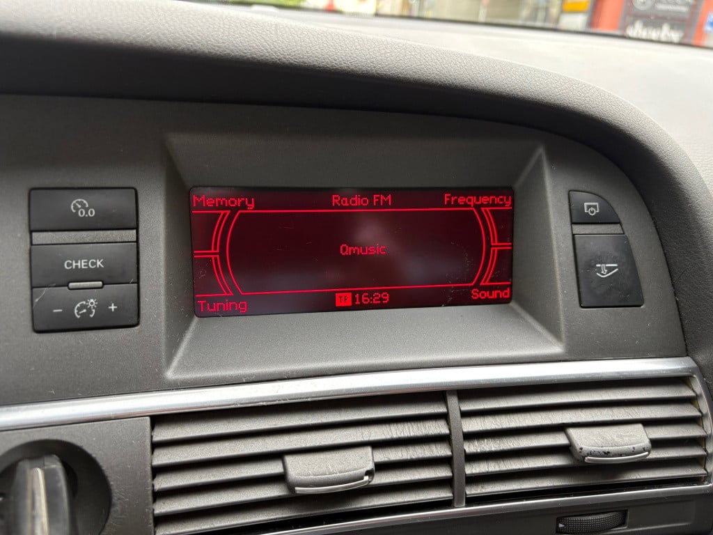 Audi A6 limousine 2.4