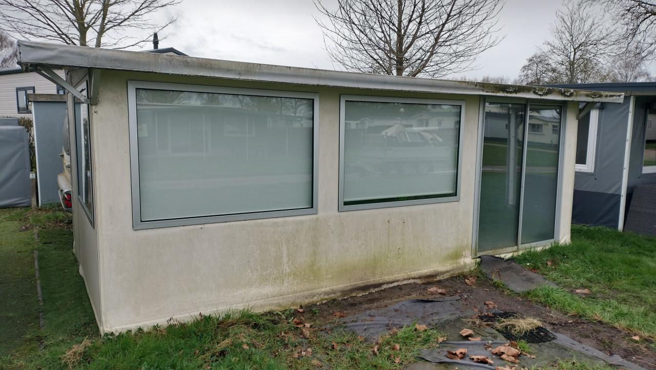 Vaste geïsoleerde tent voor caravan