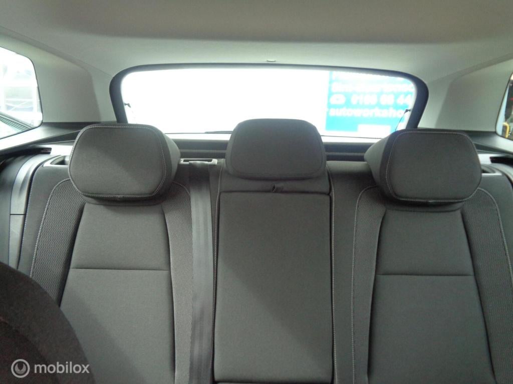 Skoda Karoq 1.0 tsi business edition/airco/stoel+stuur verw/full led/apple 