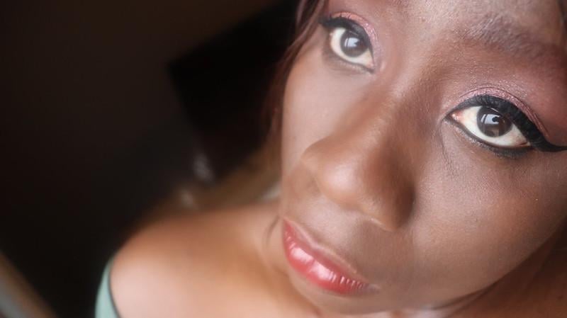 Foto Model Aangeboden