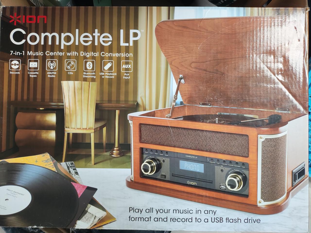 Retro-look Platenspeler met diverse audio-opties