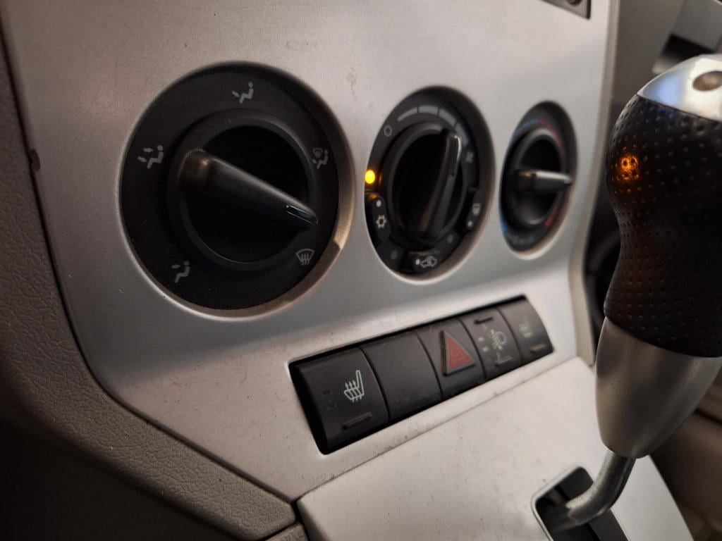 Dodge Caliber 2.0 sxt | stoelverwarming | trekhaak