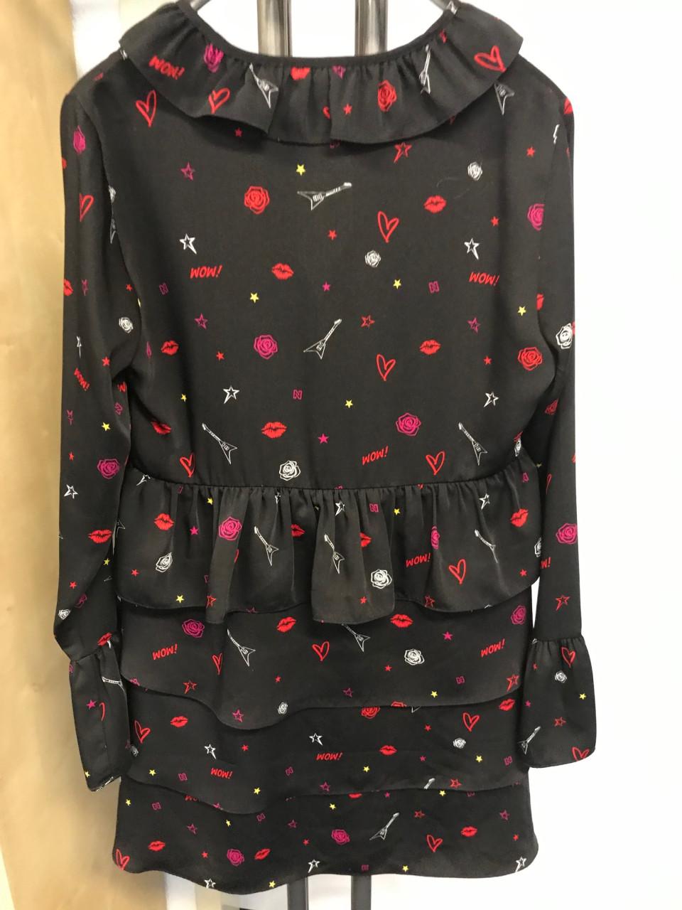 Jurkjes o.a. Nikkie Plessen en Josh V