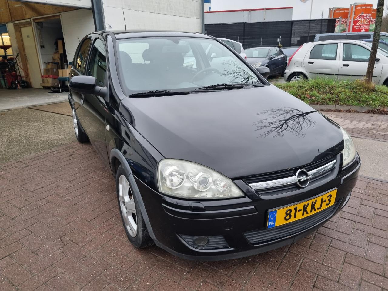Opel Corsa 1.4-16V Maxx