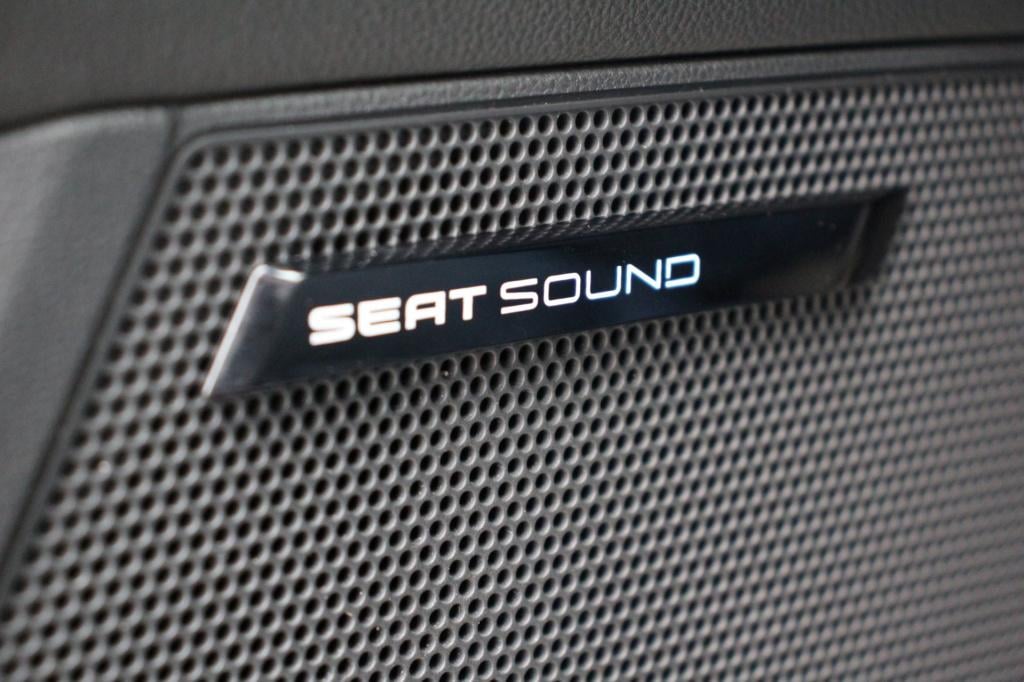 Seat Leon st 1.8 tsi fr business intense - pano - carplay - leder/alcantara