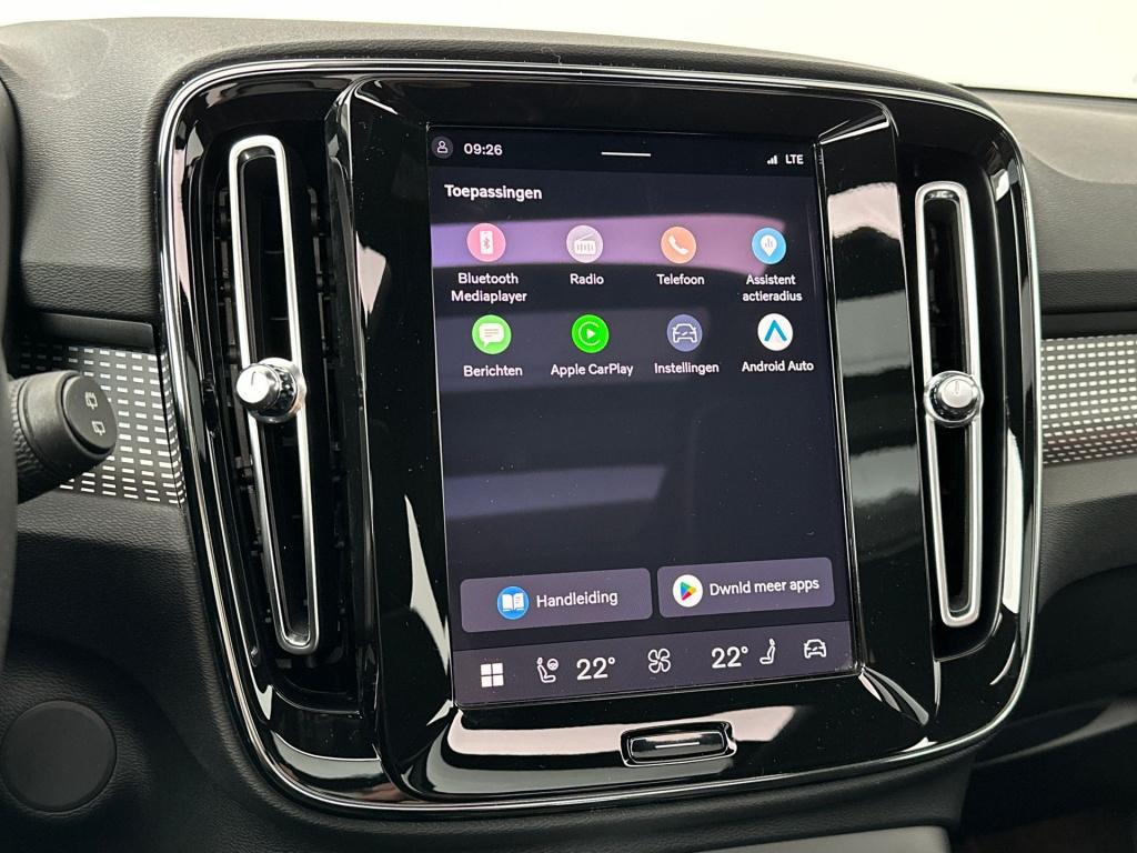 Volvo XC40 p8 408pk awd recharge r-design| pano| 360camera| h&k audio|