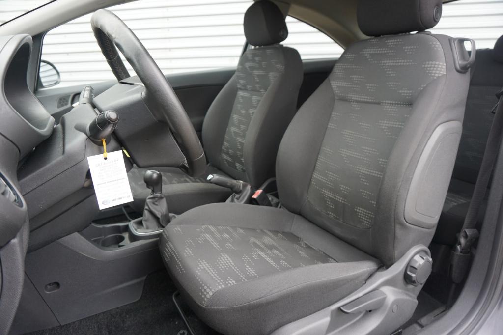 Opel Corsa 1.3 cdti ecoflex s/s cosmo airco / cruise / elektr. ramen / lm v