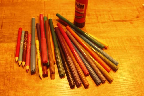 Kleurpotloden, kleurstiften en pritt stift